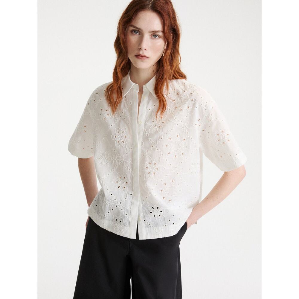 VICI Blouse Size Small (fits through M/L)